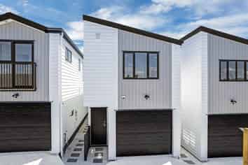 73B Thompson Terrace, Manurewa