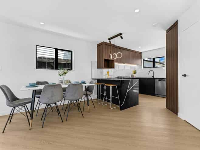 73B Thompson Terrace, Manurewa