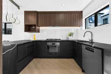 73C Thompson Terrace, Manurewa