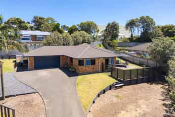 31 Te Kauri Place, Helensville