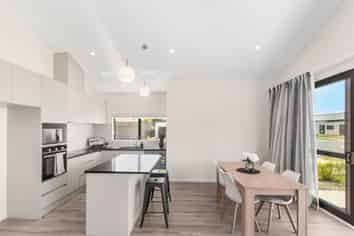 27 Ferndale Road, Kawakawa Bay