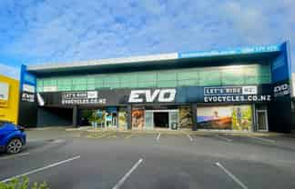 MODERN ST LUKES OFFICE
