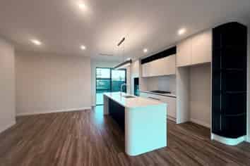 11 Pupu Crescent, Karaka