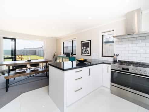 11 Atlantic Drive, Fitzherbert