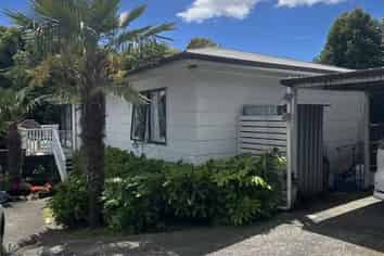 13a Wakelin Road, Mangere East