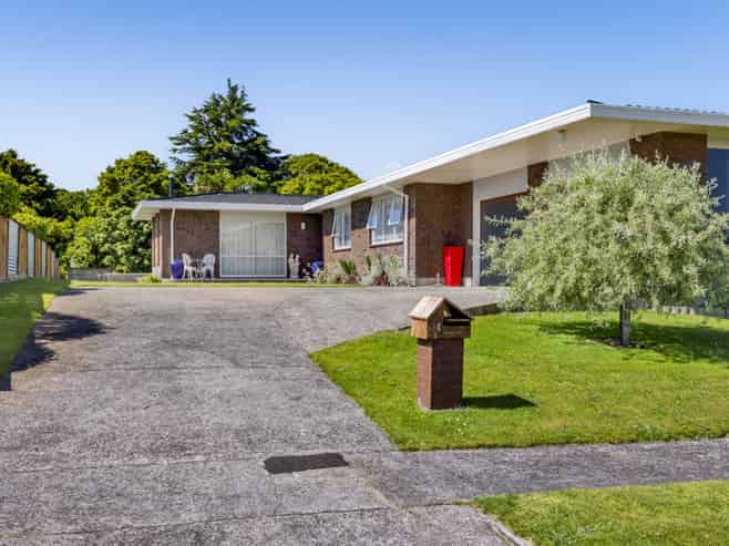 24 Cassandra Street, Stratford