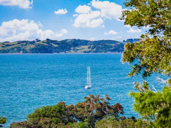 599 Mahurangi East Road, Algies Bay