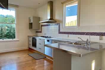 22 Selkirk Street , Roslyn