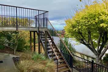 22 Selkirk Street , Roslyn