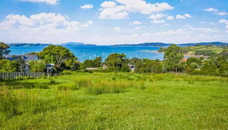 Lot 10 Harmony Bay, Algies Bay