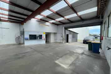 Road Frontage, Dual Access + New Roof