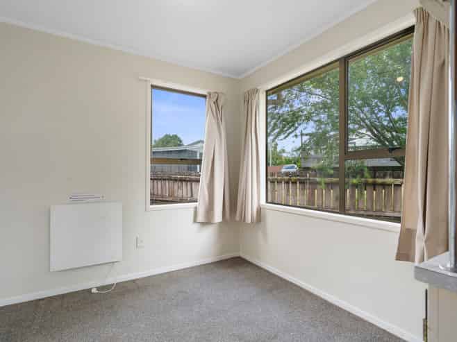 4 Sargeson Place, Cambridge