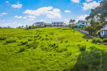 Lot 11 Harmony Bay, Algies Bay