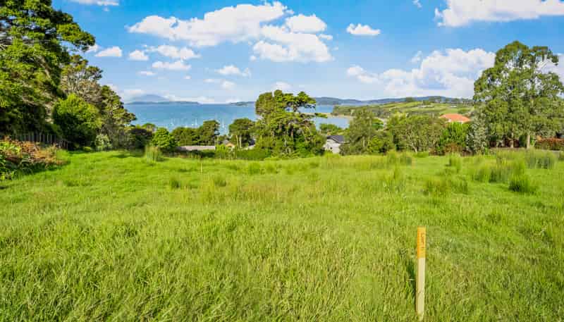 Lot 11 Harmony Bay, Algies Bay