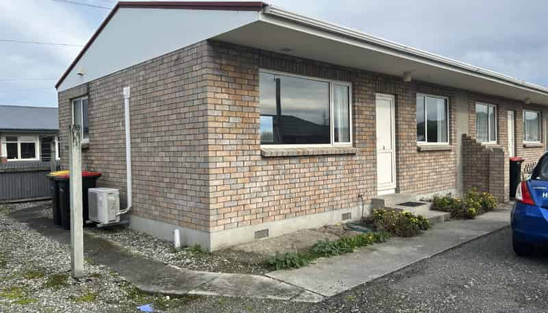 4/23a Robertson Street, Gore