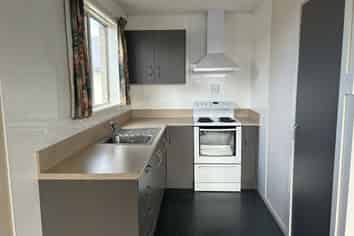 4/23a Robertson Street, Gore