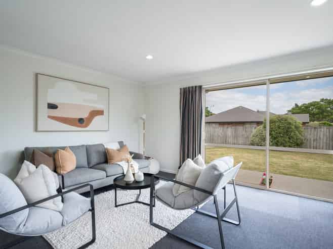 12 Allport Place, Stoke