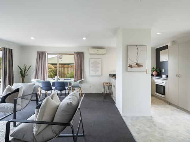 12 Allport Place, Stoke