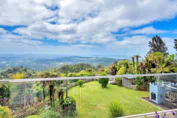 23 Quinns Road , Waiatarua