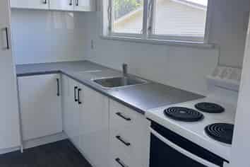 3b May Road, Western Heights