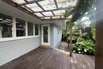 18 Huia Street, Waiuku