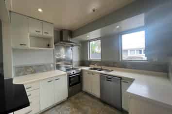 18 Huia Street, Waiuku