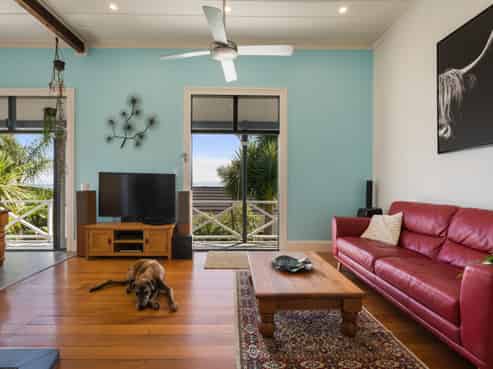 504 Sealey Street, Thames