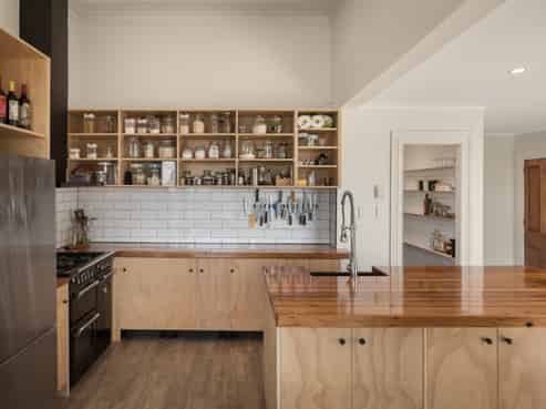 504 Sealey Street, Thames