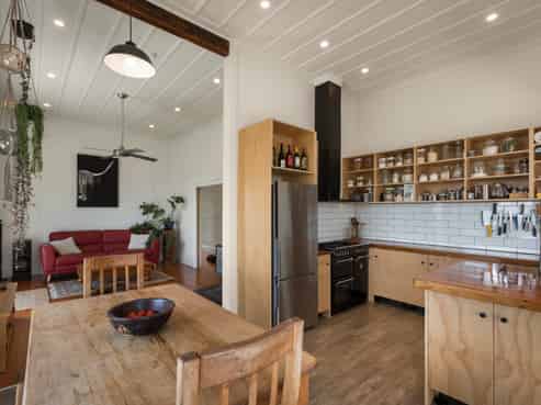 504 Sealey Street, Thames