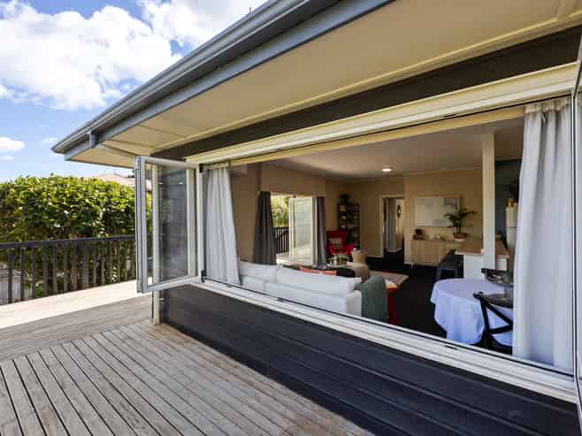 8 Alison Street, Hamilton Lake