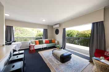 8 Alison Street, Hamilton Lake