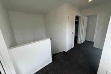 9D Milliken Avenue, Mount Roskill