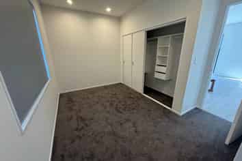 9D Milliken Avenue, Mount Roskill