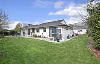 19 Aratia Way, Richmond