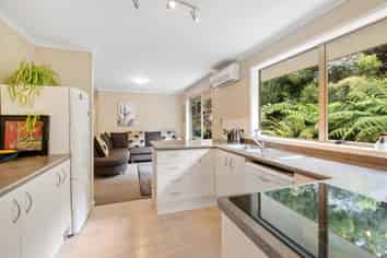 20 Roberta Crescent, Orewa