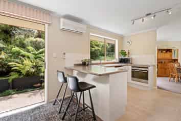 20 Roberta Crescent, Orewa