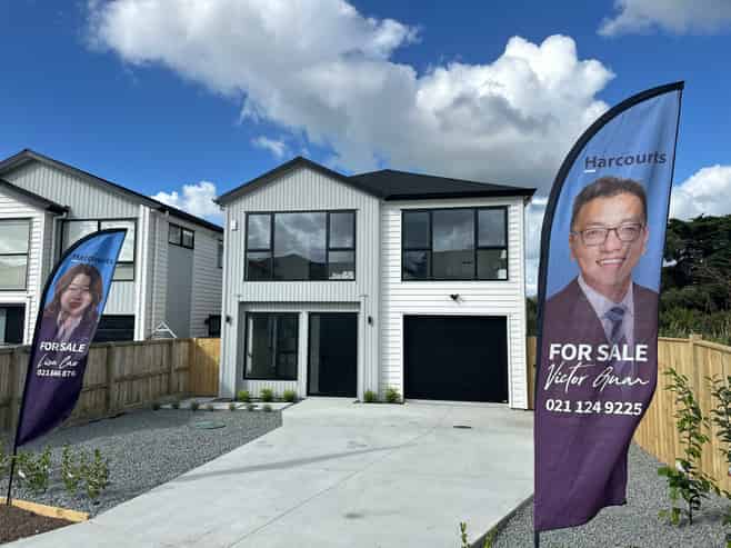 23 Drumnaconagher Road, Flat Bush