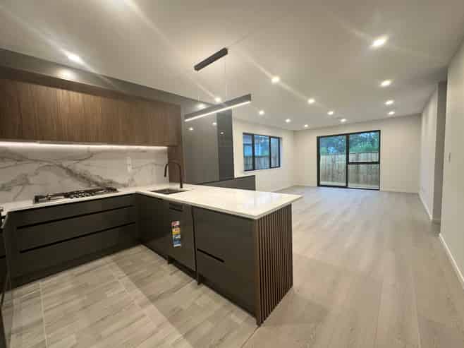 23 Drumnaconagher Road, Flat Bush