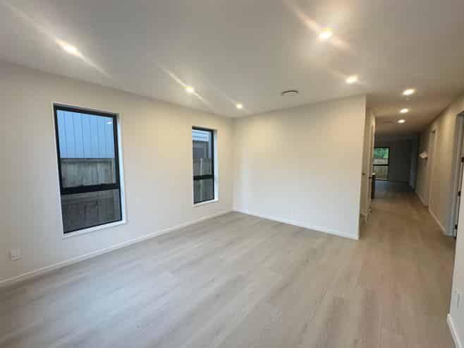 23 Drumnaconagher Road, Flat Bush