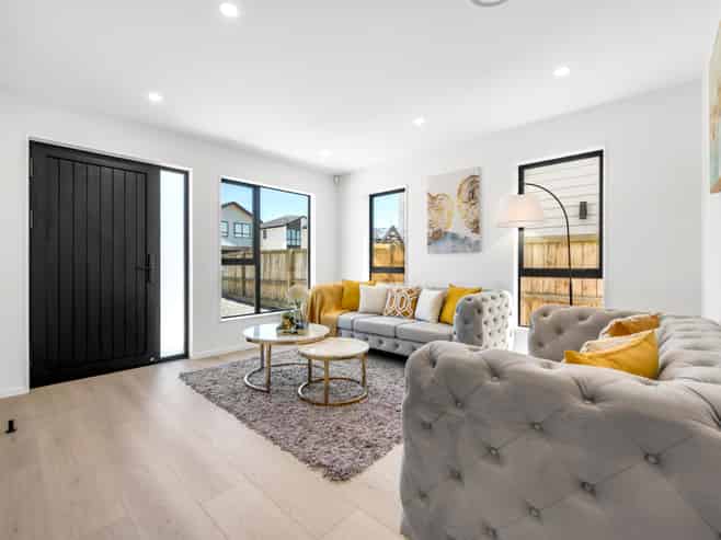 23 Drumnaconagher Road, Flat Bush