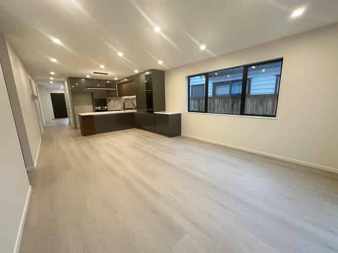 23 Drumnaconagher Road, Flat Bush