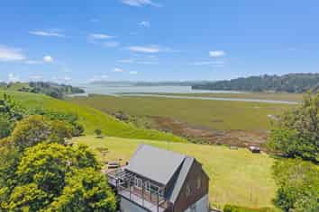 24 Burke Road, Whakatane