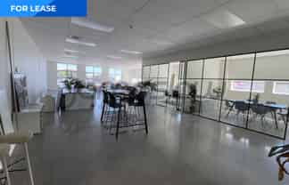 Stylish 179 sqm Office with Parking - Parnell