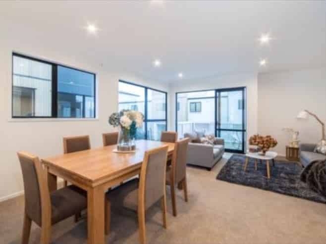 2 Pheasant Lane, Hobsonville