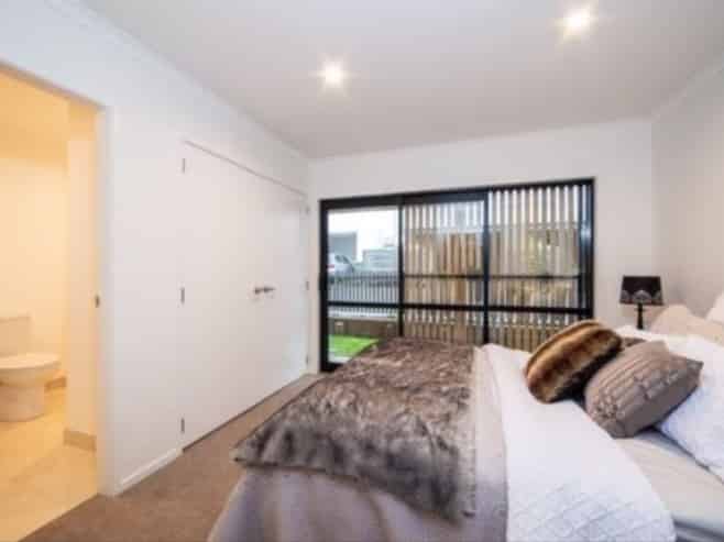 2 Pheasant Lane, Hobsonville