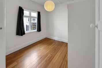 11 Greenfield Road, Epsom