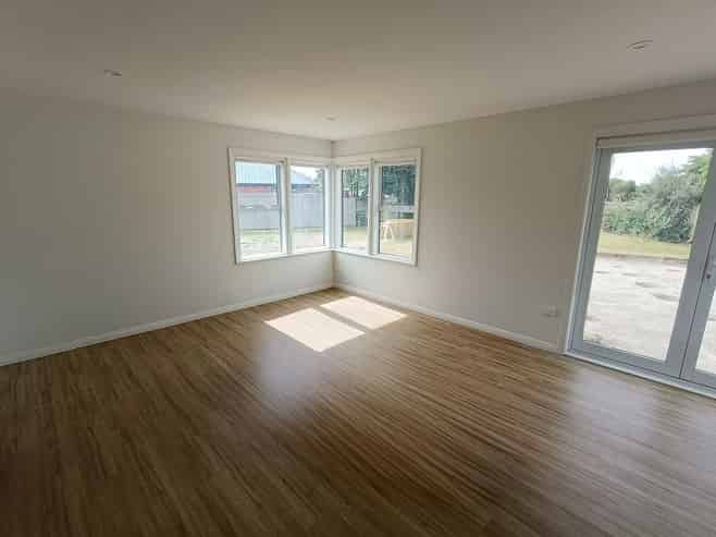 8 Lyall Place, Bryndwr