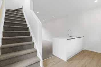 7/1 Grand View Road, Remuera