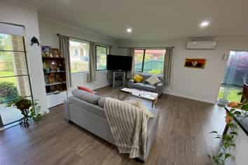 8/131A Luke Street East, Otahuhu