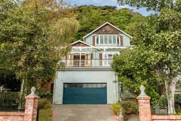 335 Muritai Road, Eastbourne